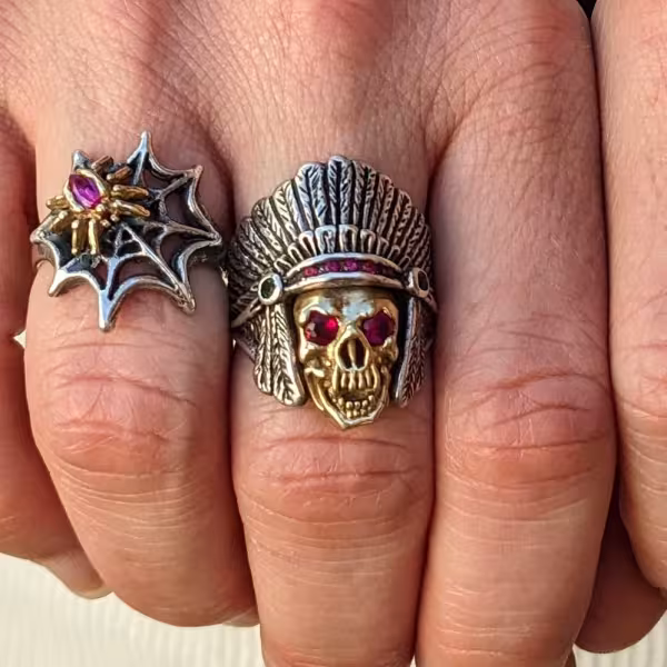Characters, Skull in Indian Headdress ring