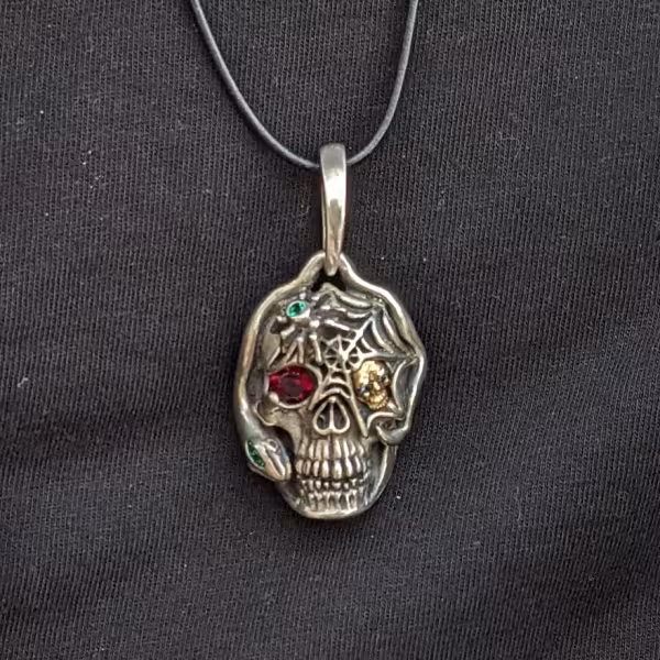 Pendants and Necklaces, large silver Skull pendant